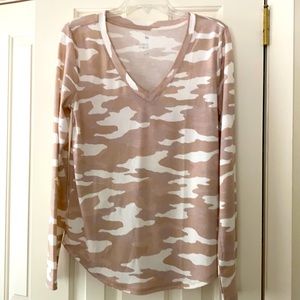 SO camouflage long sleeve Tee
